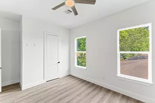 7544 Dyer St, Houston, TX 77088 - Photo 17