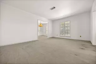 11311 Cold Spring Dr, Houston, TX 77043 - Photo 7