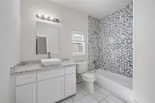 2708 Sam Wilson St, Houston, TX 77020 - Photo 7