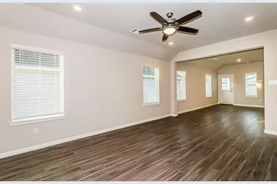 5127 Shelby Katherine Drive, Rosharon, TX 77583 - Photo 5