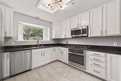 707 Montclair Boulevard, Sugar Land, TX 77478 - Photo 9