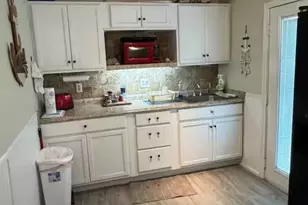 804 W Madison Ave, Port O Connor, TX 77982 - Photo 7