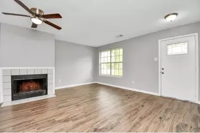 8106 Claiborne Street, Houston, TX 77078 - Photo 9