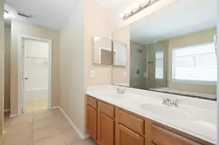 35 N Star Ridge Cir, The Woodlands, TX 77382 - Photo 13