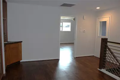 13319 Parkway Boulevard, Sugar Land, TX 77478 - Photo 19