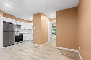 6711 Biggs Ct, Houston, TX 77061 - Photo 7