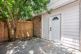 6711 Biggs Ct, Houston, TX 77061 - Photo 19