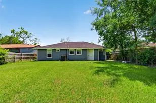 3031 Groton Dr, Houston, TX 77051 - Photo 31