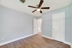 3031 Groton Dr, Houston, TX 77051 - Photo 21