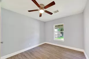 3031 Groton Dr, Houston, TX 77051 - Photo 19