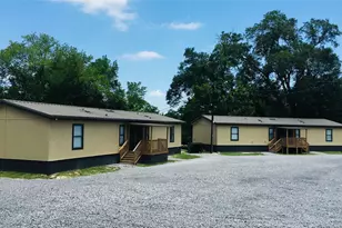 2011 N State Hwy 75 N, Huntsville, TX 77320 - Photo 1