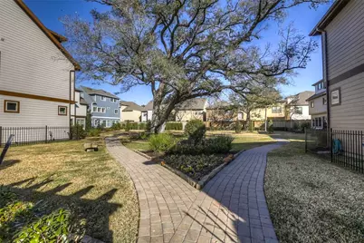 11119 Sherwood Forest Glen Drive, Houston, TX 77043 - Photo 49