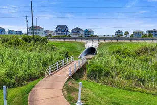 26702 Baywater Dr, Galveston, TX 77554 - Photo 47