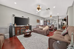 10623 Logger Pines Trail, Houston, TX 77088 - Photo 5