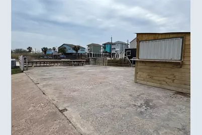1710 Fm 2031, Matagorda, TX 77457 - Photo 11