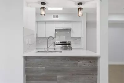 9350 Country Creek Drive #41, Houston, TX 77036 - Photo 7