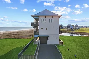 438 Seagrass, Gilchrist, TX 77617 - Photo 5