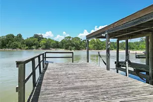 210 W Lakeview Wood, Onalaska, TX 77360 - Photo 29
