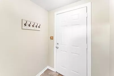 210 W Lakeview Wood, Onalaska, TX 77360 - Photo 9