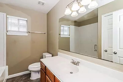 4939 S Cancun Drive, Houston, TX 77045 - Photo 11