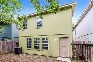 4939 S Cancun Dr, Houston, TX 77045 - Photo 17