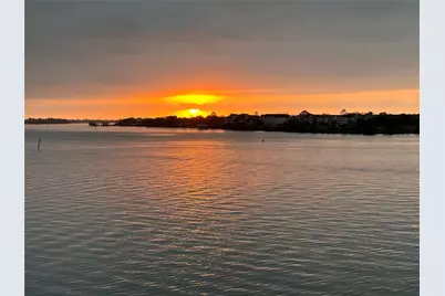 351 Lakeside Lane #201, Nassau Bay, TX 77058 - Photo 43