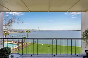 351 Lakeside Ln, Nassau Bay, TX 77058 - Photo 7