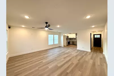 512 Morrell Street, Baytown, TX 77520 - Photo 17