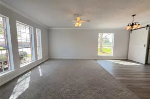 12111 Virline Ln, Houston, TX 77067 - Photo 7