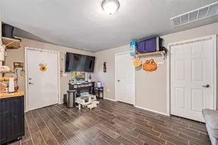 401 Dunnam Ave, Cleveland, TX 77327 - Photo 25