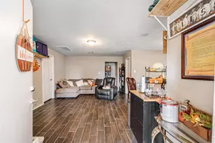 401 Dunnam Ave, Cleveland, TX 77327 - Photo 17