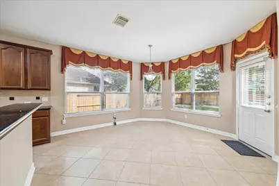 5211 Emerald Trace Court, Sugar Land, TX 77479 - Photo 7