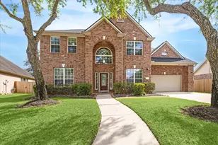 5211 Emerald Trace Ct, Sugar Land, TX 77479 - Photo 1