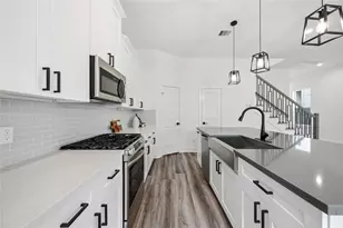 1106 Paul Quinn St, Houston, TX 77091 - Photo 9