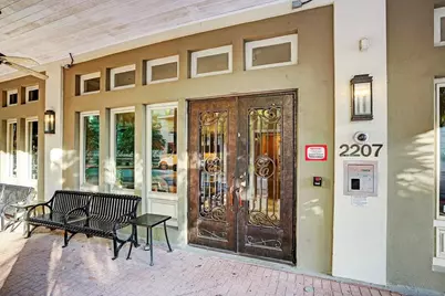2207 Post Office Street #202, Galveston, TX 77550 - Photo 33