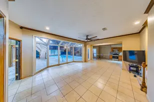 7606 Antoine Dr, Houston, TX 77088 - Photo 13