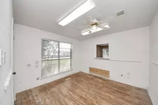 30202 E Geneva Dr, Spring, TX 77386 - Photo 15