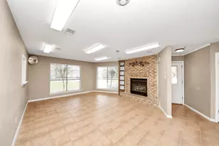 30202 E Geneva Dr, Spring, TX 77386 - Photo 9