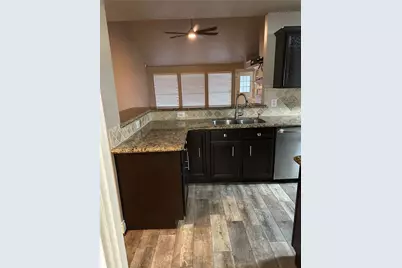 5202 Valley View Dr Drive, La Porte, TX 77571 - Photo 7