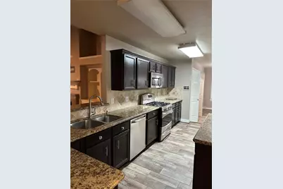 5202 Valley View Dr Drive, La Porte, TX 77571 - Photo 9