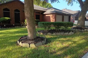 5202 Valley View Dr Dr, La Porte, TX 77571 - Photo 1