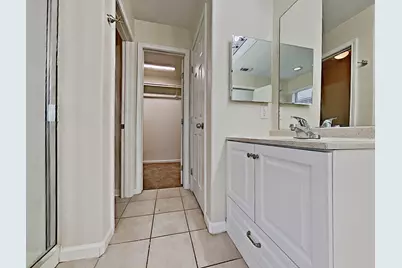 2883 Diamond Bay Drive, Dickinson, TX 77539 - Photo 11