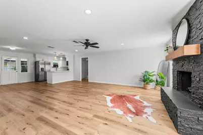 56 Greentree Lane, Conroe, TX 77304 - Photo 13