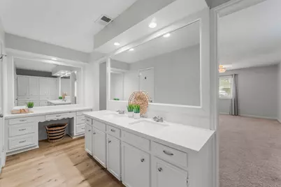 56 Greentree Lane, Conroe, TX 77304 - Photo 27