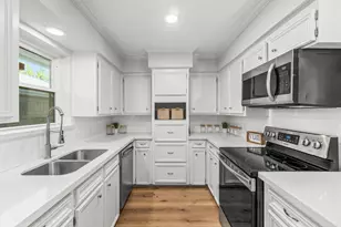 56 Greentree Ln, Conroe, TX 77304 - Photo 19