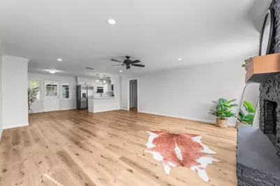 56 Greentree Lane, Conroe, TX 77304 - Photo 11