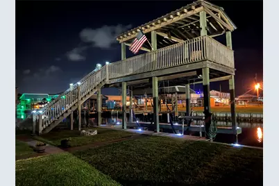 1102 Gator Point, Crystal Beach, TX 77650 - Photo 23