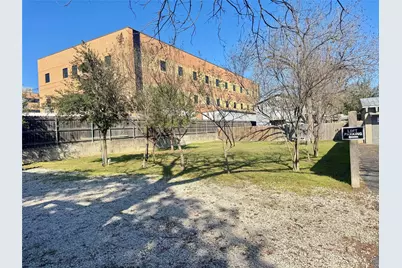 556 N Union Avenue, New Braunfels, TX 78130 - Photo 47