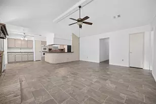 12215 Meadowdale Dr, Meadows Place, TX 77477 - Photo 11