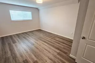9327 Leader St, Houston, TX 77036 - Photo 19